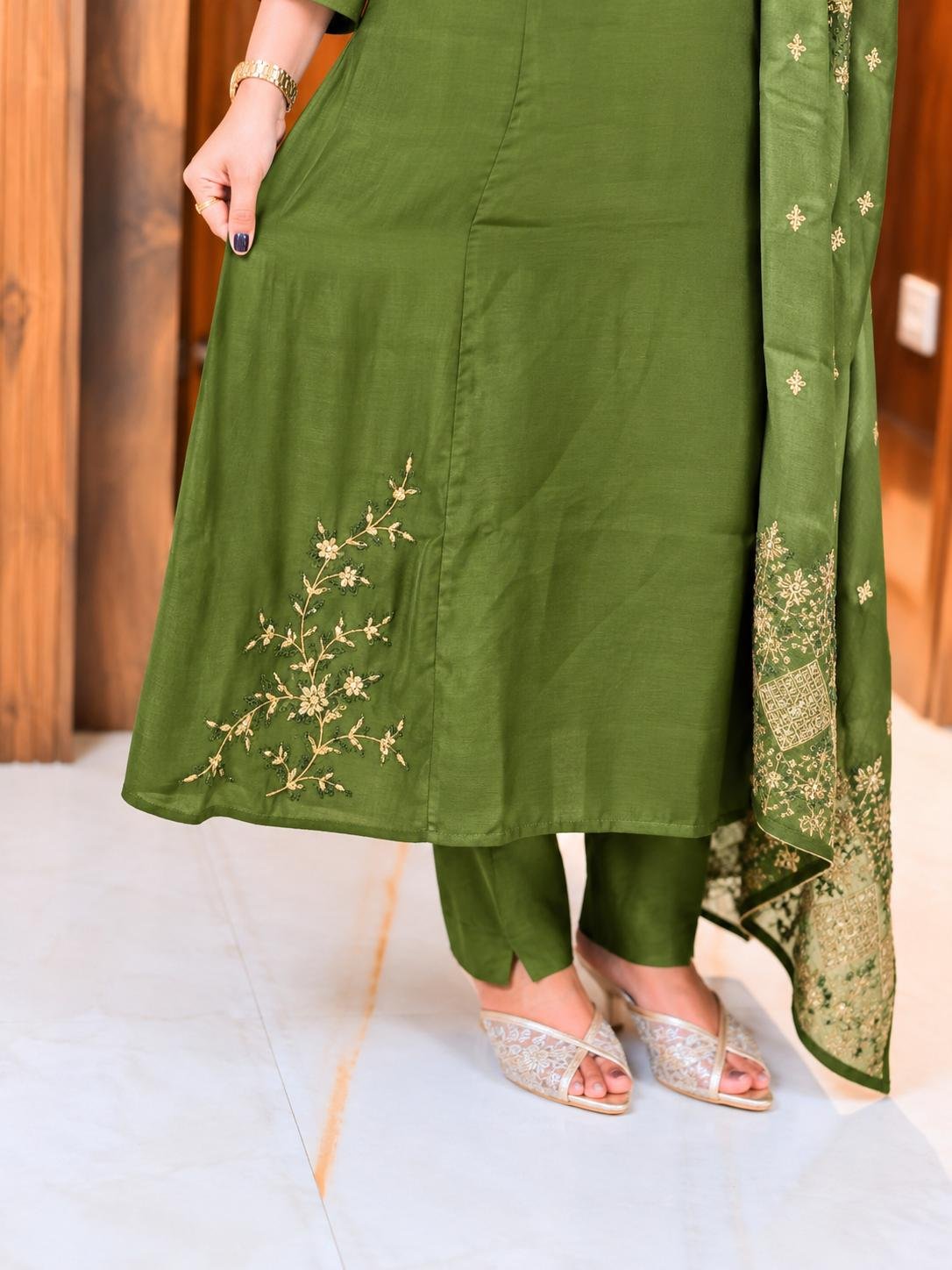 Mul Chanderi Embroidered Dress Set-Green thumbnail