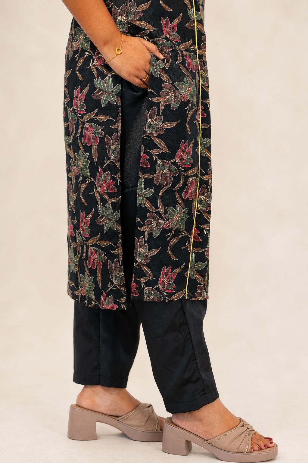 Chanderi Digital print coord-black thumbnail